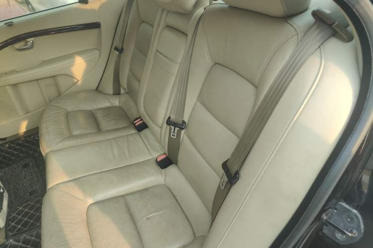 Used Volvo S80L 2011 2.0T ZhiZun Edition