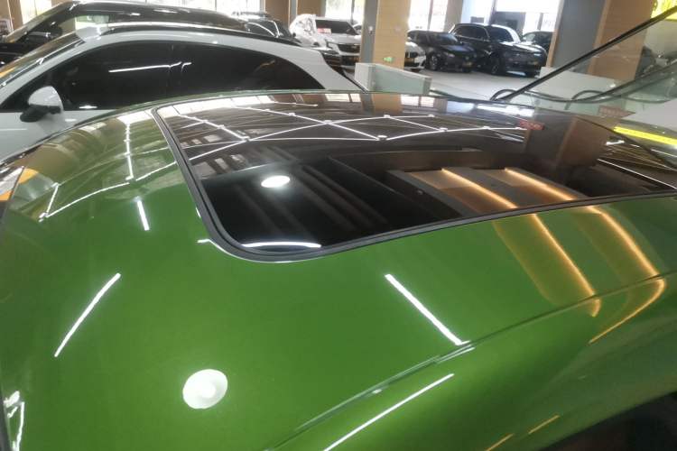 Used Porsche Macan 2018 Macan 2.0T Roof