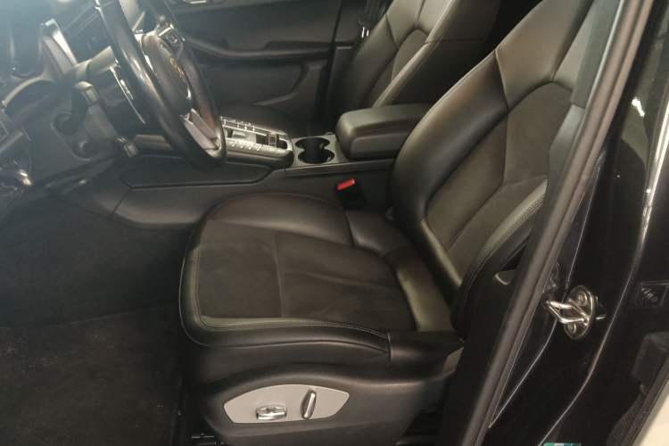 Used Porsche Macan 2020 Macan 2.0T
