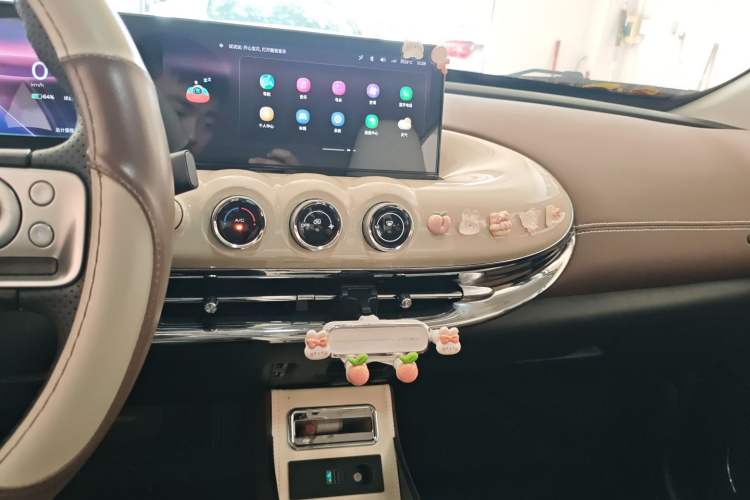 Used Wuling Bingo 2023 333 km Lingxi Connected Version
