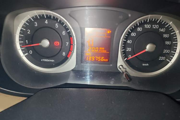 Used Venucia R50 2013 1.6L Manual Fashion Edition