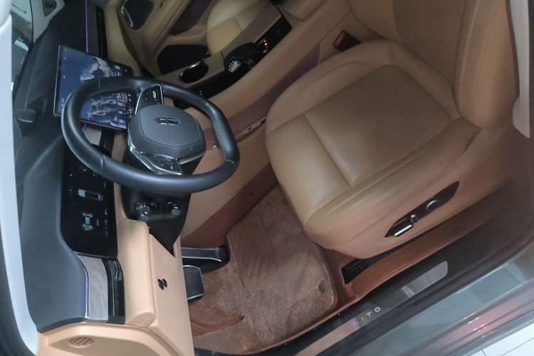 Used Hima AITO M5 2022 Extended-Range Four-Wheel Drive Ultimate Edition Left Front Seat