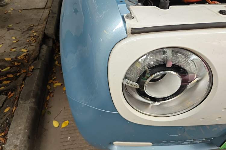 Used ORA Black Cat 2021 301km Cute Pet Edition Right Front Headlight