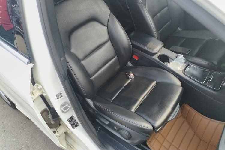 Used Mercedes-Benz B-Class 2015 B 200 Fashion Model