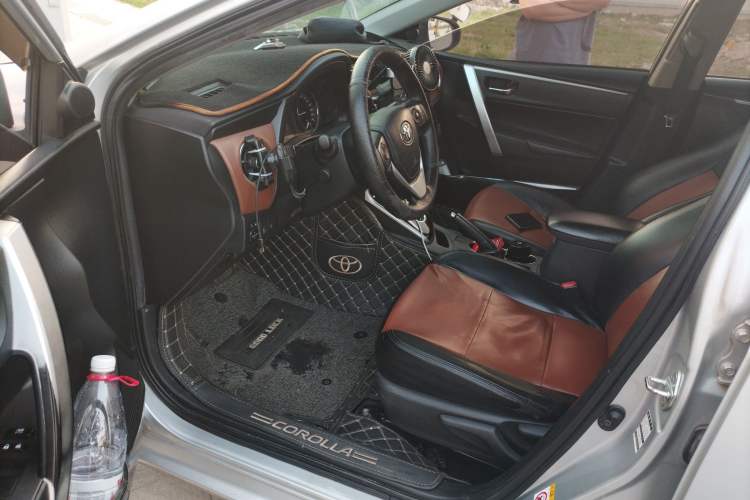 Used Toyota Corolla Hybrid E+ 2019 1.8L E-CVT Leading Edition Driver Seat