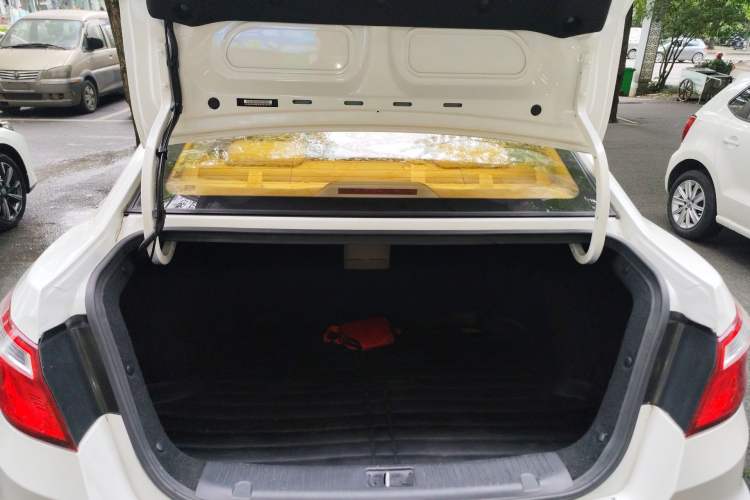 Used CHANGAN Eado 2016 1.6L Manual Fashion Edition