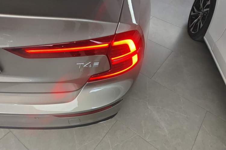 Used Volvo S60 2020 T4 Zhiyuan Luxury Edition