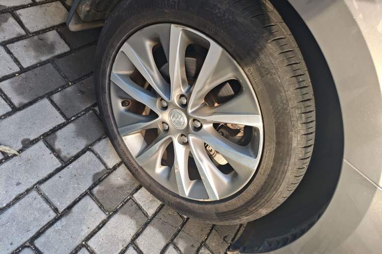 Used Buick GL6 2019 18T 6-Seater Connected Luxury Version China VI Standard