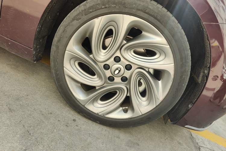 Used ORA Lightning Cat 2022 555 km Luxury Edition