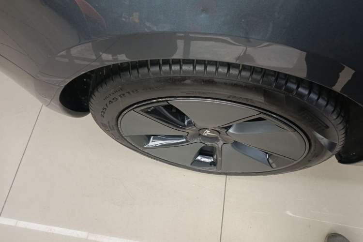 Used Tesla Model 3 2019 Standard Range Rear-Drive Upgraded Version
