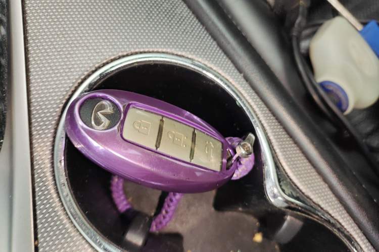 Used Infiniti Q50L 2015 2.0T Sport Edition Vehicle Key