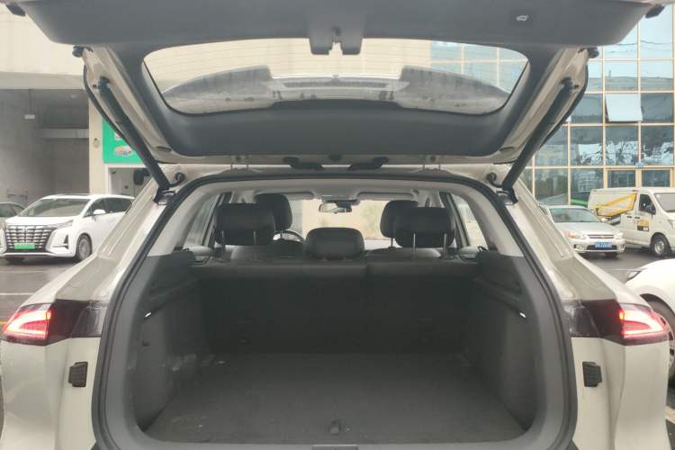 Used Baojun Yunhai 2025 Model 500km Pure Electric Travel Edition
