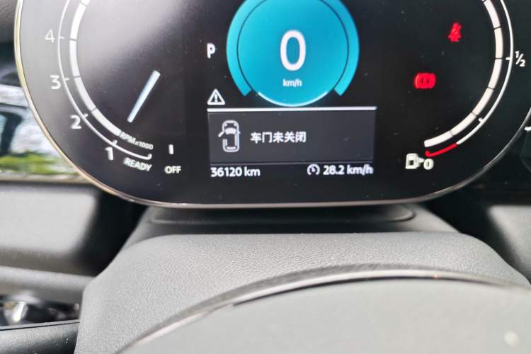 Used MINI 2023 Updated 1.5T COOPER Artist Five-Door Edition Odometer Close Up