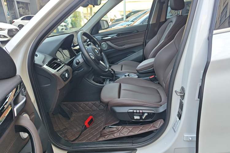 Used BMW X1 2022 sDrive25Li Leading Model
