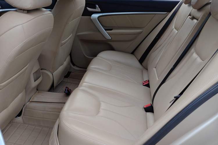 Used Geely Auto Emgrand 2017 Sedan Million Edition 1.5L Manual Luxury Model