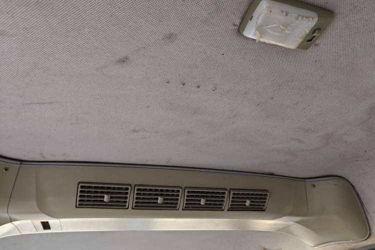 Used Dongfeng Xiaokang V27 2011 1.3L Standard Version BG13-20 Headliner