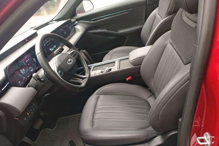 Used Ford Mondeo 2025 2.0T EcoBoost Ultimate Edition
