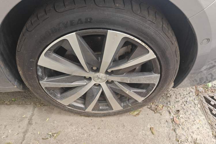 Used Peugeot 508 2021 508L 400THP PureTech Passion Edition Right Front Wheel Hub
