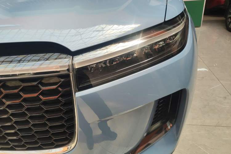 Used Li Auto ONE 2021 Extended-Range 6-Seater Version Left Front Headlight