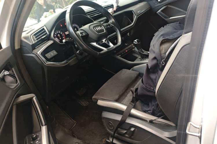 Used Audi Q3 2020 35 TFSI Fashion Dynamic Model Left Front Seat