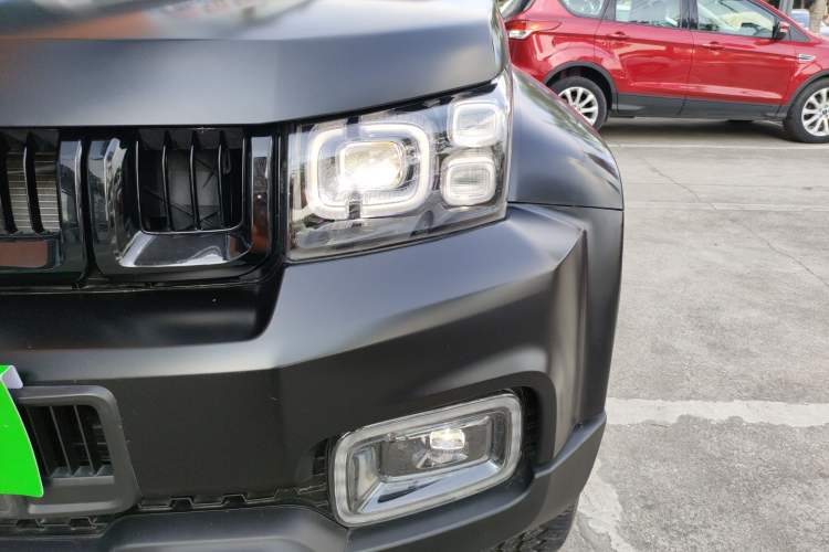 Used BAIC Off-Road BJ40 2023 2.0D Automatic Four-Wheel Drive Blade Hero Edition Adventurer Type