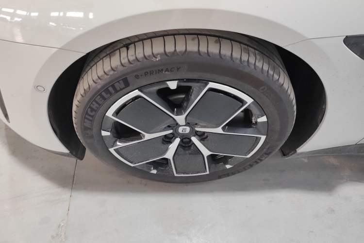 Used Xiaomi Auto SU7 2024 Rear-Drive Long-Range Intelligent Driving Version