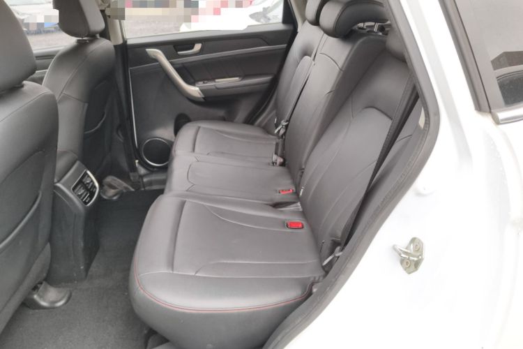 Used Haval M6 2019 1.5T DCT Two-Wheel Drive Elite Version China VI Standard Left Rear Seat