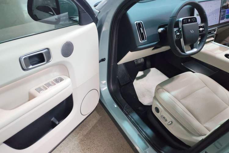 Used Li Auto L6 2025 Pro Smart Refresh Edition