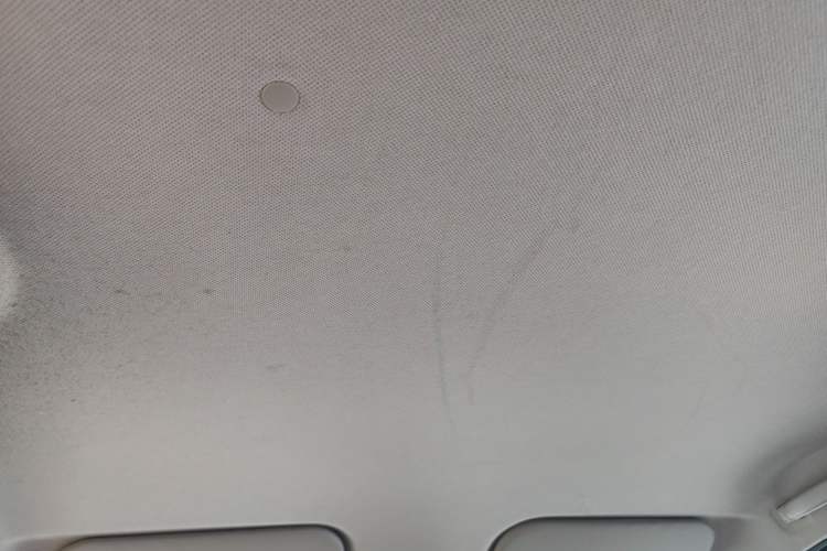 Used Wuling Rongguang V 2019 1.5L Practical Model China VI LAR Headliner