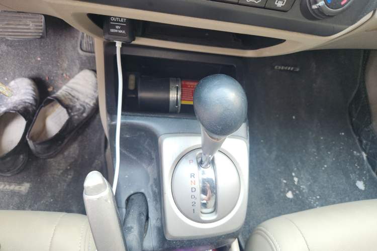 Used CIIMO 2012 1.8L Automatic Gear Lever