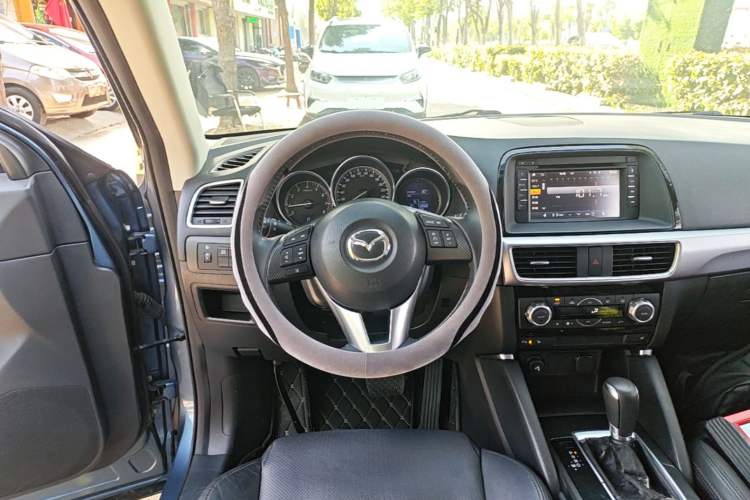 Used Mazda CX-5 2015 2.0L Automatic 4x4 Luxury Edition
