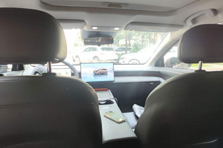 Used Nissan N6 2026 Model 180 Max Headliner