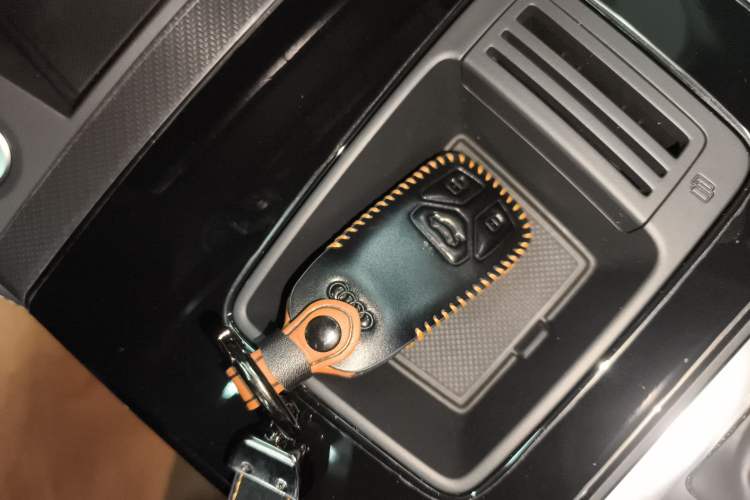 Used Audi Q5L 2022 40T Luxury Dynamic Model
