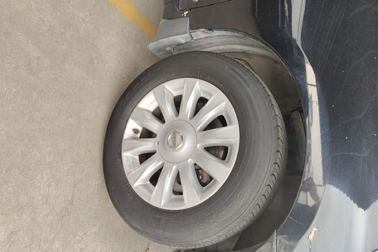 Used Nissan Teana 2008 2.0L XL Comfort Edition Right Front Wheel Hub