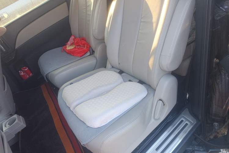 Used Mazda 8 2015 2.5L Flagship Edition
