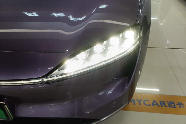 Used Hima Luxeed S7 2025 855 km Max