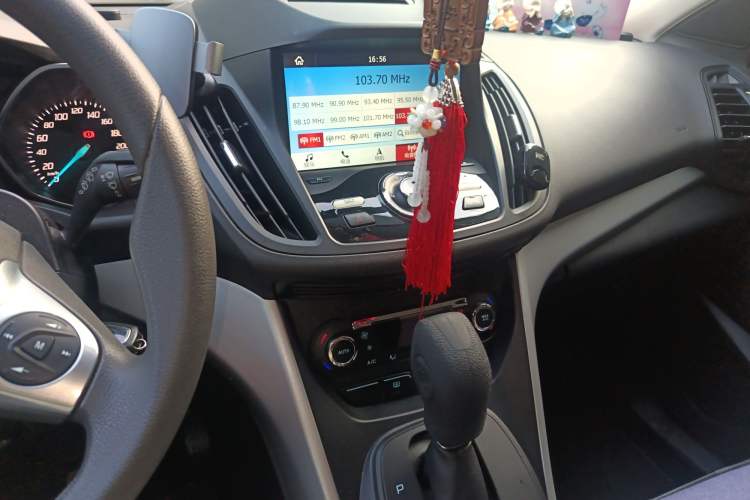 Used Ford Kuga 2015 1.5L GTDi Two-Wheel-Drive Comfort Model