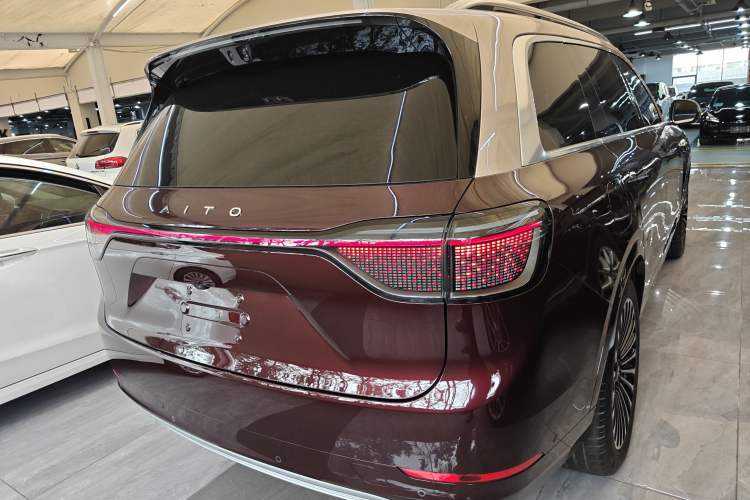 Used Hima AITO M9 2025 Extended-Range Ultra Version 52 kWh 5-Seater Edition
