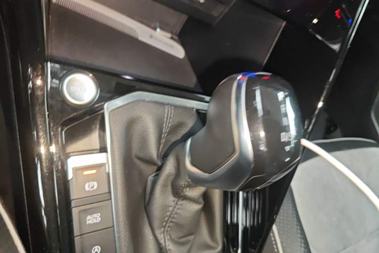 Used Volkswagen Tayron X 2020 330TSI Two-Wheel Drive Luxury Smart Connectivity Version
