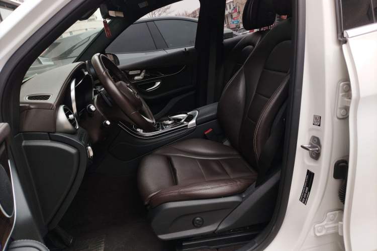 Used Mercedes-Benz GLC 2019 GLC 260 4MATIC Dynamic Edition
