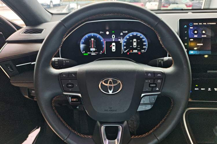 Used Toyota Avalon 2024 Dual-Motor 2.0L Premium Edition Steering Wheel