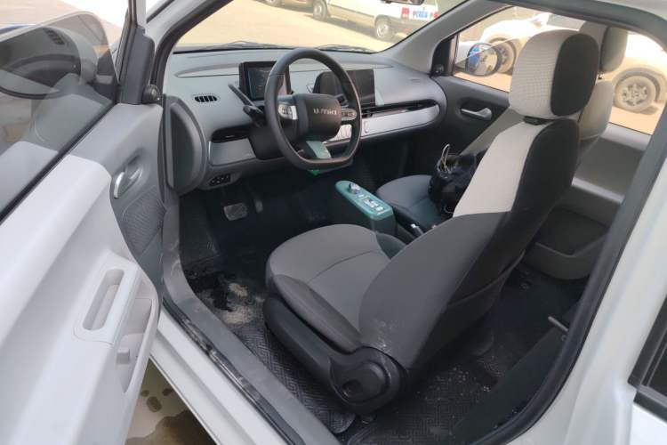 Used CHANGAN NEVO Lumin 2023 301km Honey Dew Edition
