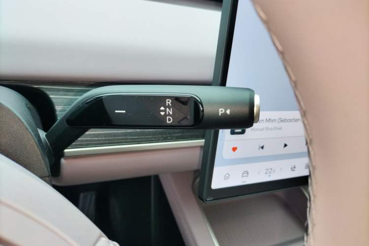 Used ONVO L60 2024 60 kWh Rear-Drive Version