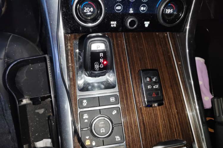 Used Land Rover Range Rover SportNew Energy 2018 P400e
