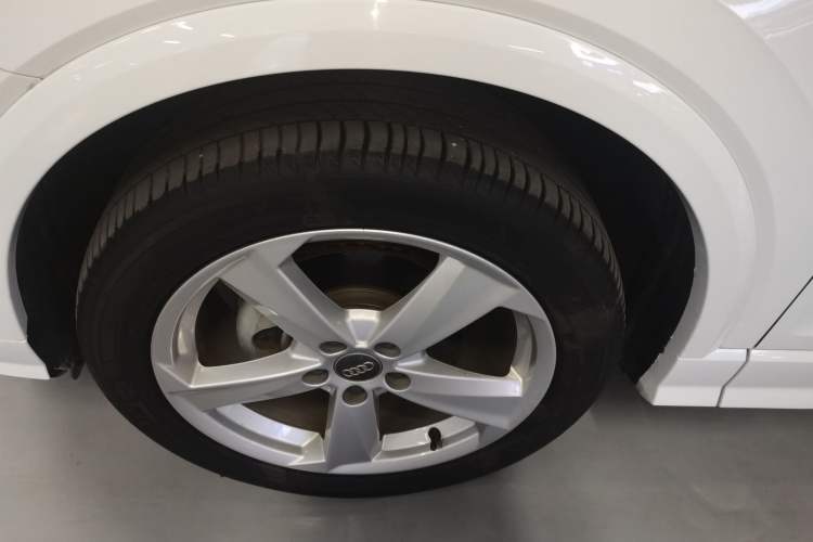 Used Audi Q2L 2020 35 TFSI Fashionable and Elegant Model
