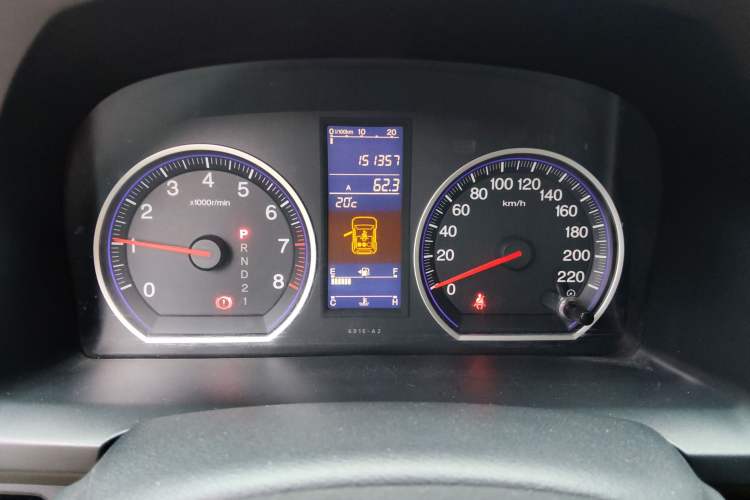 Used Honda CR-V 2010 2.0L automatic two-wheel drive urban version Instrument Cluster