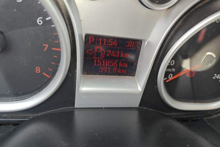 Used Ford Focus 2013 Hatchback Classic 1.8L Automatic Base Model Odometer Close Up