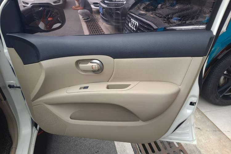 Used Nissan Livina 2013 1.6XL CVT Luxury Edition