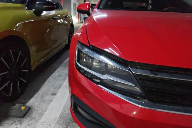 Used Volkswagen Lamando 2019 230TSI DSG Fashion Edition China V Standard