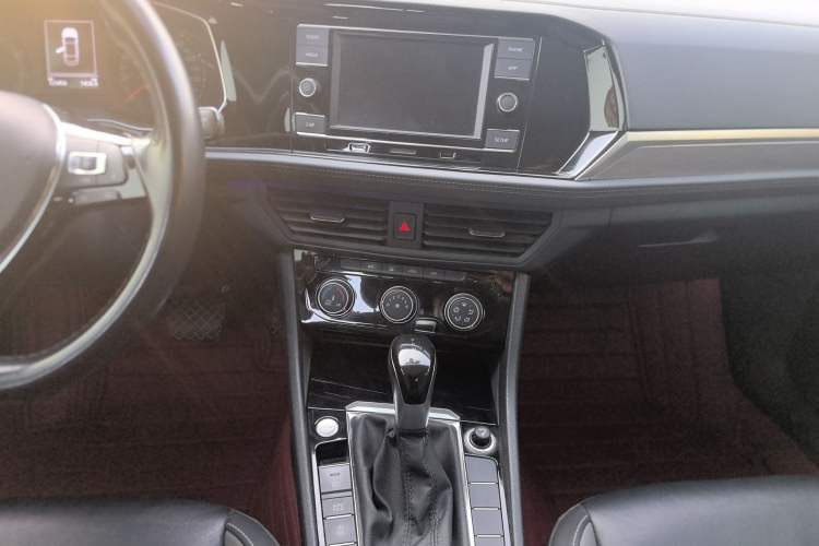 Used Volkswagen Sagitar 2019 200TSI DSG Comfort Version China VI Standard
